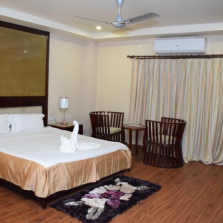 Hotel Grand Palace Jorhat Exterior photo