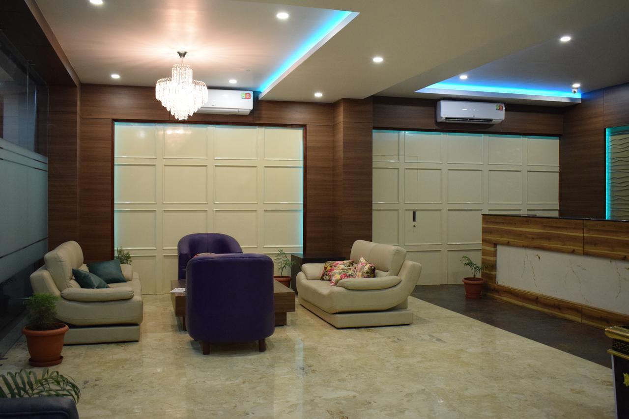 Hotel Grand Palace Jorhat Exterior photo